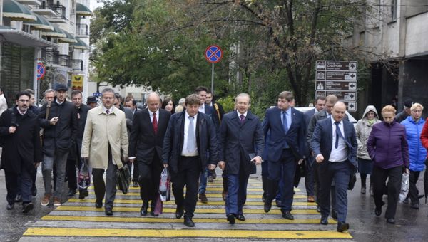 Визит делегации депутатов итальянских региональных советов и представителей делового сообщества Италии в Симферополь