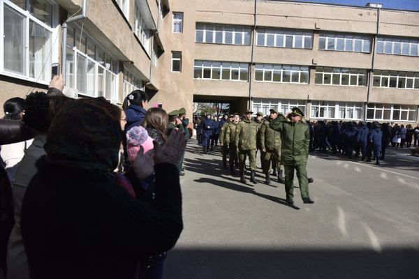 Отправка призывников в армию