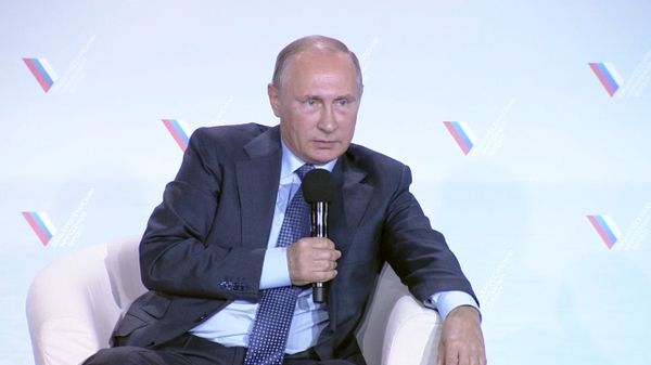 Удивительные идиоты – Путин об организаторах энергоблокады Крыма