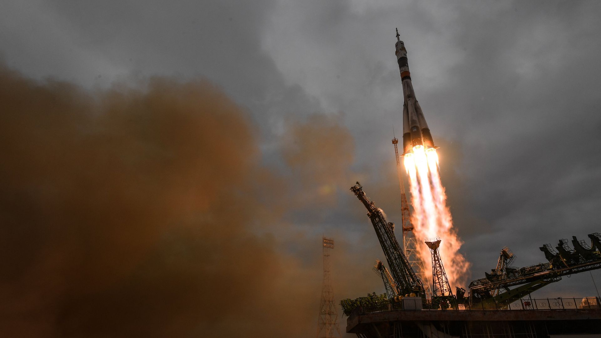 Пуск ракеты-носителя Союз-ФГ с пилотируемым кораблем Союз МС-02 с космодрома Байконур Пуск ракеты-носителя Союз-ФГ с пилотируемым кораблем Союз МС-02 с космодрома Байконур - РИА Новости, 1920, 04.10.2026