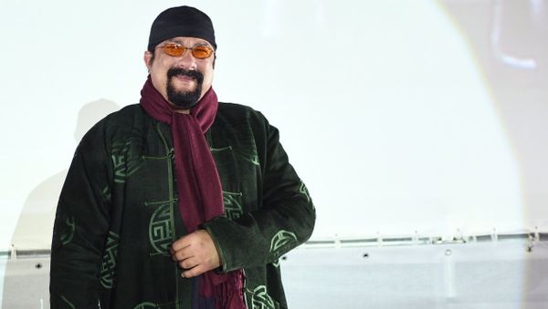 Стивен Сигал