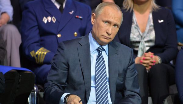 Президент РФ В. Путин принял участие в итоговом заседании межрегионального форума ОНФ