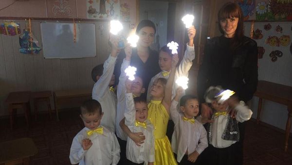 Дети сделали световозвращающих ангелочков