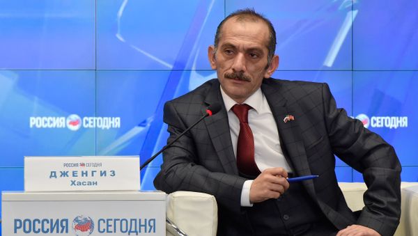 Руководитель турецкой делегации, глава Ассоциации евразийских правительств Хасан Дженгиз