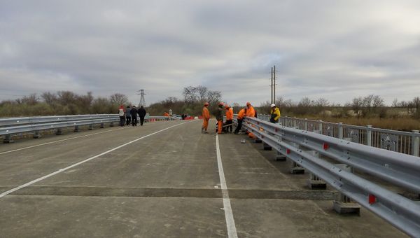Мостовой переход на автомобильной дороге Победное – Сиваш км 3+800 в Джанкойском районе