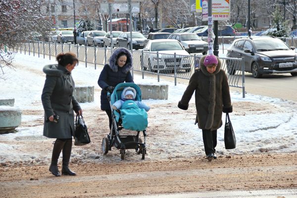 Снег и гололед в Симферополе. Архивное фото