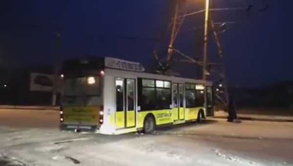 Занос троллейбуса в Севастополе