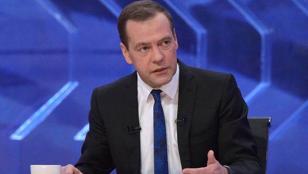 Интервью премьер-министра Д. Медведева российским телеканалам