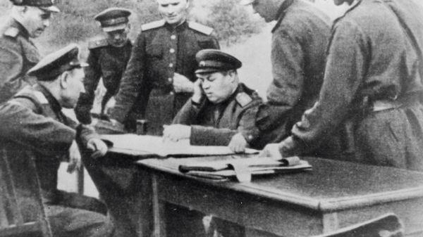 Командующий 3-м Украинским фронтом генерал армии Федор Иванович Толбухин Командующий 3-м Украинским фронтом генерал армии Федор Иванович Толбухин