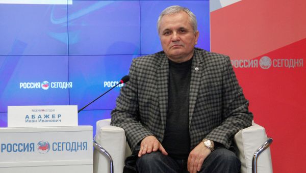 Председатель национально-культурной автономии болгар Крыма Иван Абажер