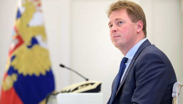 Президент РФ В. Путин провел видеоконференцию по вопросу старта подачи газа в Крым из материковой России