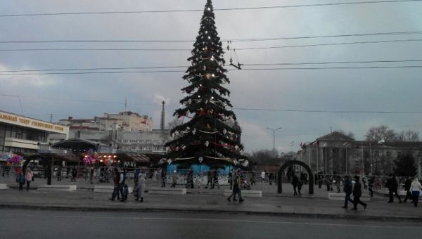 В Симферополе стартовали Рождественские каникулы В Симферополе стартовали Рождественские каникулы