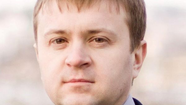 Политолог, член Общественной палаты РК Денис Батурин