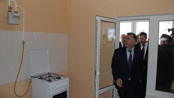 В Севастополе ввели в эксплуатацию жилой дом для сотрудников Пограничной службы ФСБ России В Севастополе ввели в эксплуатацию жилой дом для сотрудников Пограничной службы ФСБ России