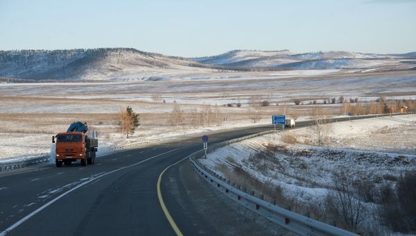 Автомобильная дорога. Архивное фото