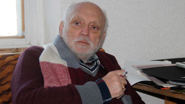 Греческий режиссер Ангелос Сидератос Греческий режиссер Ангелос Сидератос