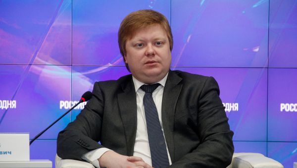 И.о. директора филиала МГУ им. Ломоносова в Севастополе Иван Кусов на пресс-конференции в мультимедийном пресс-центре МИА Россия сегодня в Симферополе