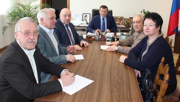 Подписание договора между ГУП РК Крымгеология и ЗАО ВАД