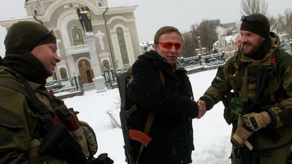 Российский актер Иван Охлобыстин приехал в Донецк на премьеру нового фильма Иерей-сан