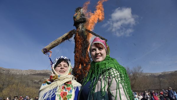 Масленица в долине Красных пещер