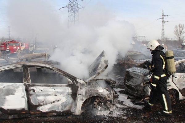 Ликвидация загорания автомобилей в пгт. ГРЭС