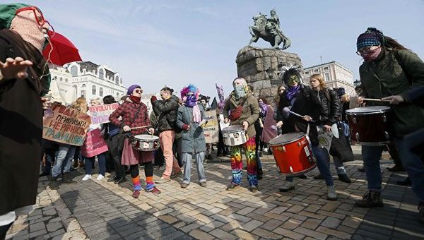 Марш феминисток в Киеве. 8 марта 2017 года