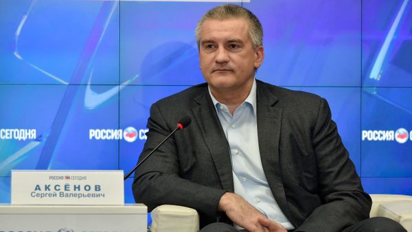 Пресс-конференция в формате видеомоста Симферополь – Москва главы Республики Крым Сергея Аксенова