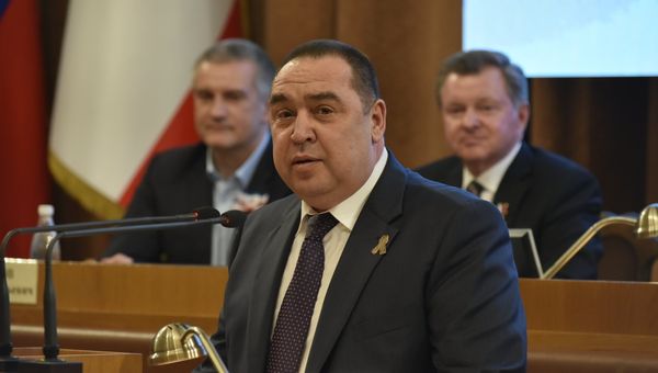 Глава ЛНР Игорь Плотницкий Глава ЛНР Игорь Плотницкий