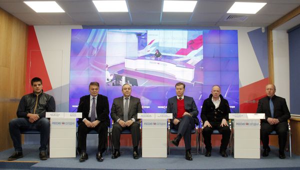 Пресс-конференция в формате видеомоста, посвященная итогам официального визита в Крым депутатов Европарламента и национальных парламентов ряда зарубежных стран Пресс-конференция в формате видеомоста, посвященная итогам официального визита в Крым депутатов Европарламента и национальных парламентов ряда зарубежных стран