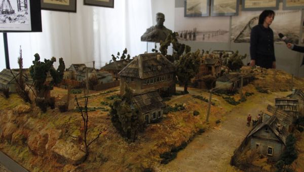 Выставка Крымский мост. Фантастическая реальность в Керчи. Макет района Цементная Слободка в Керчи
