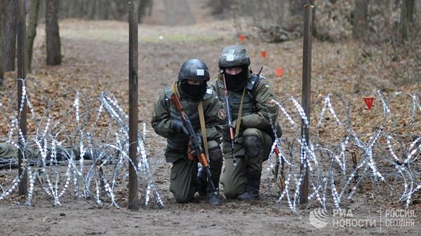 Военнослужащие Нацгвардии Украины во время обучения по методике НАТО Военнослужащие Нацгвардии Украины во время обучения по методике НАТО