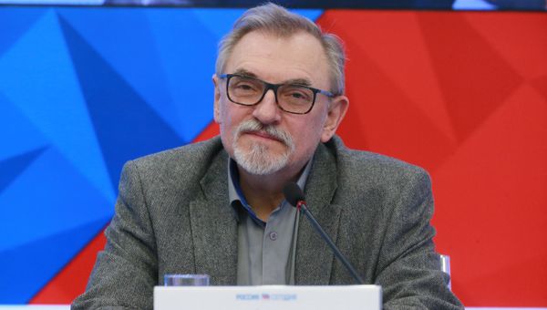 Мультимедийный видеомост Москва - Симферополь на тему: Крым - духовный центр Русского мира