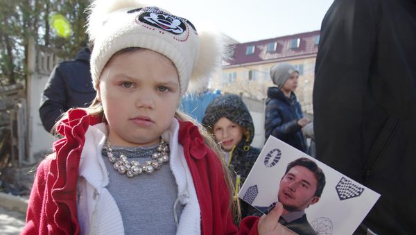 Юная поклонница международного гроссмейстера Сергея Карякина. Симферополь, 28 марта 2017