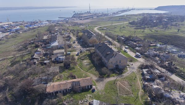 Старые дома переселенцев из зоны строительства моста через Керченский пролив