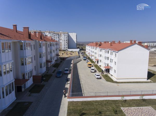 Новые дома для переселенцев из зоны строительства моста через Керченский пролив 