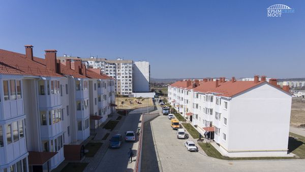 Новые дома для переселенцев из зоны строительства моста через Керченский пролив