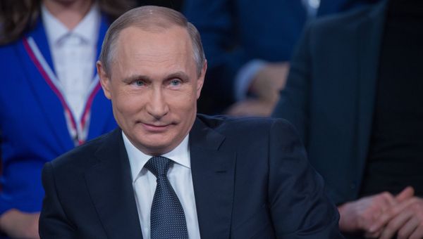 Президент РФ В.Путин участвует в работе III Медиафорума ОНФ Правда и справедливость Президент РФ В.Путин участвует в работе III Медиафорума ОНФ Правда и справедливость