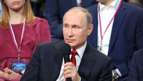 Рабочая поездка президента РФ В. Путина в Северо-Западный федеральный округ Рабочая поездка президента РФ В. Путина в Северо-Западный федеральный округ