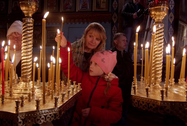 Пасхальное ночное богослужение в Петро-Павловском кафедральном соборе в Симферополе