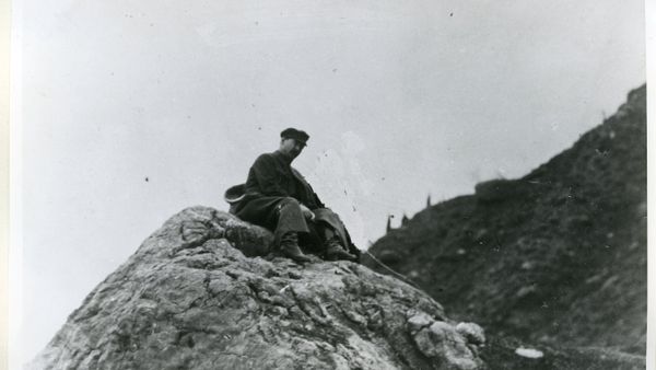 Феликс Дзержинский во время горной прогулки в Крыму