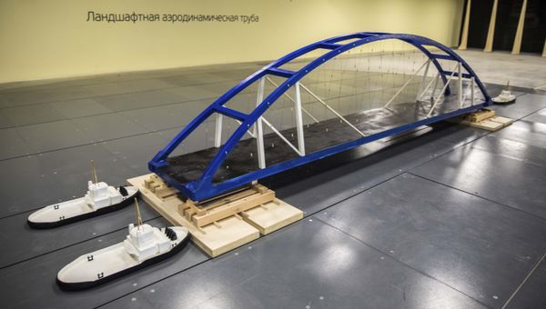 Ученые смоделировали транспортировку судоходных арок Крымского моста