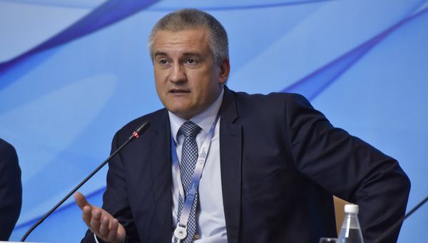 Глава Республики Крым Сергей Аксенов на Ялтинском международном экономическом форуме Глава Республики Крым Сергей Аксенов на Ялтинском международном экономическом форуме