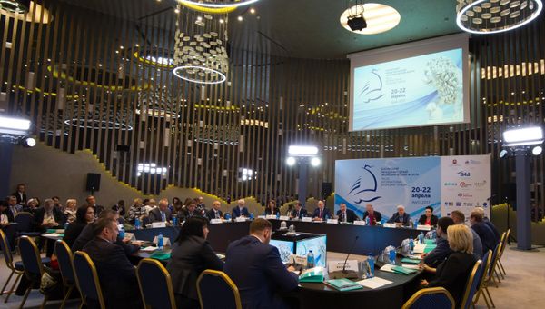 Ялтинский международный экономический форум в Крыму. День первый