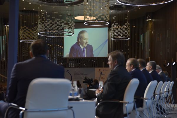 Ялтинский международный экономический форум в Крыму. День второй