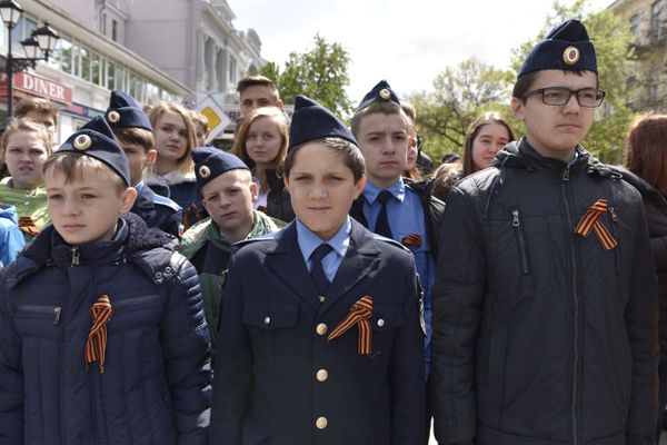 Акция Георгиевская ленточка в Симферополе 