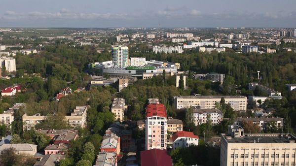 Вид с вертолета на парк им. Гагарина в Симферополе