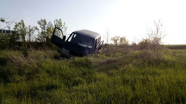 Выехавший за пределы проезжей части автомобиль SsangYong