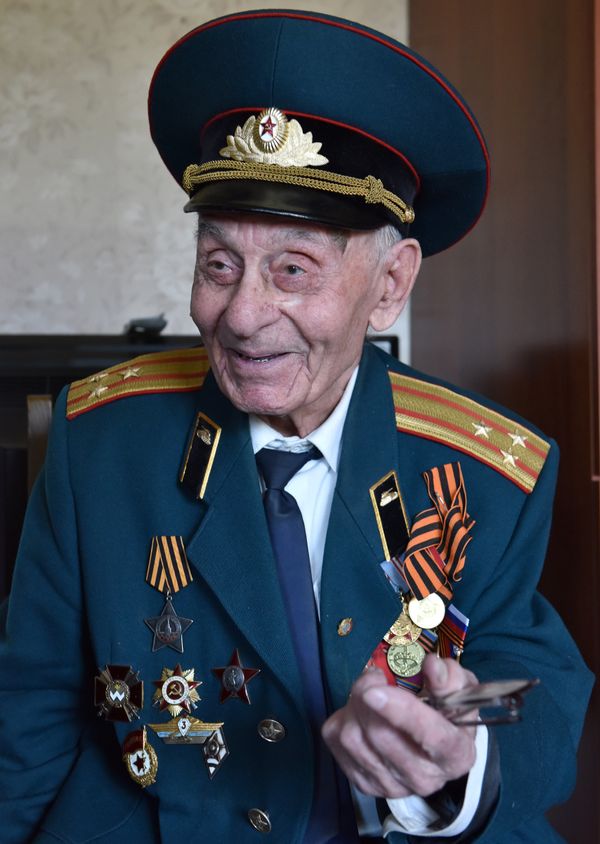 Ветеран Великой Отечественной войны, гвардии полковник Василий Галыгин