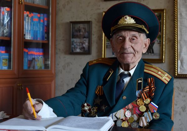 Ветеран Великой Отечественной войны, гвардии полковник Василий Галыгин