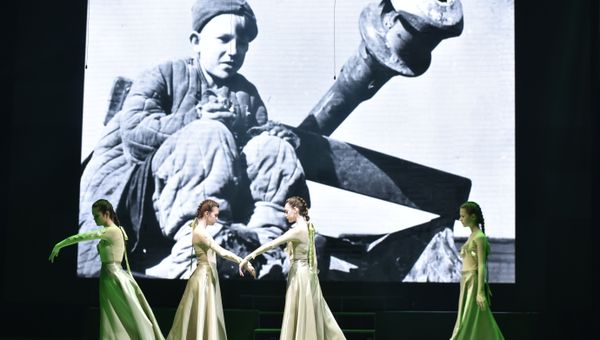В Симферополе проходит финал конкурса Мы - наследники Победы В Симферополе проходит финал конкурса Мы - наследники Победы